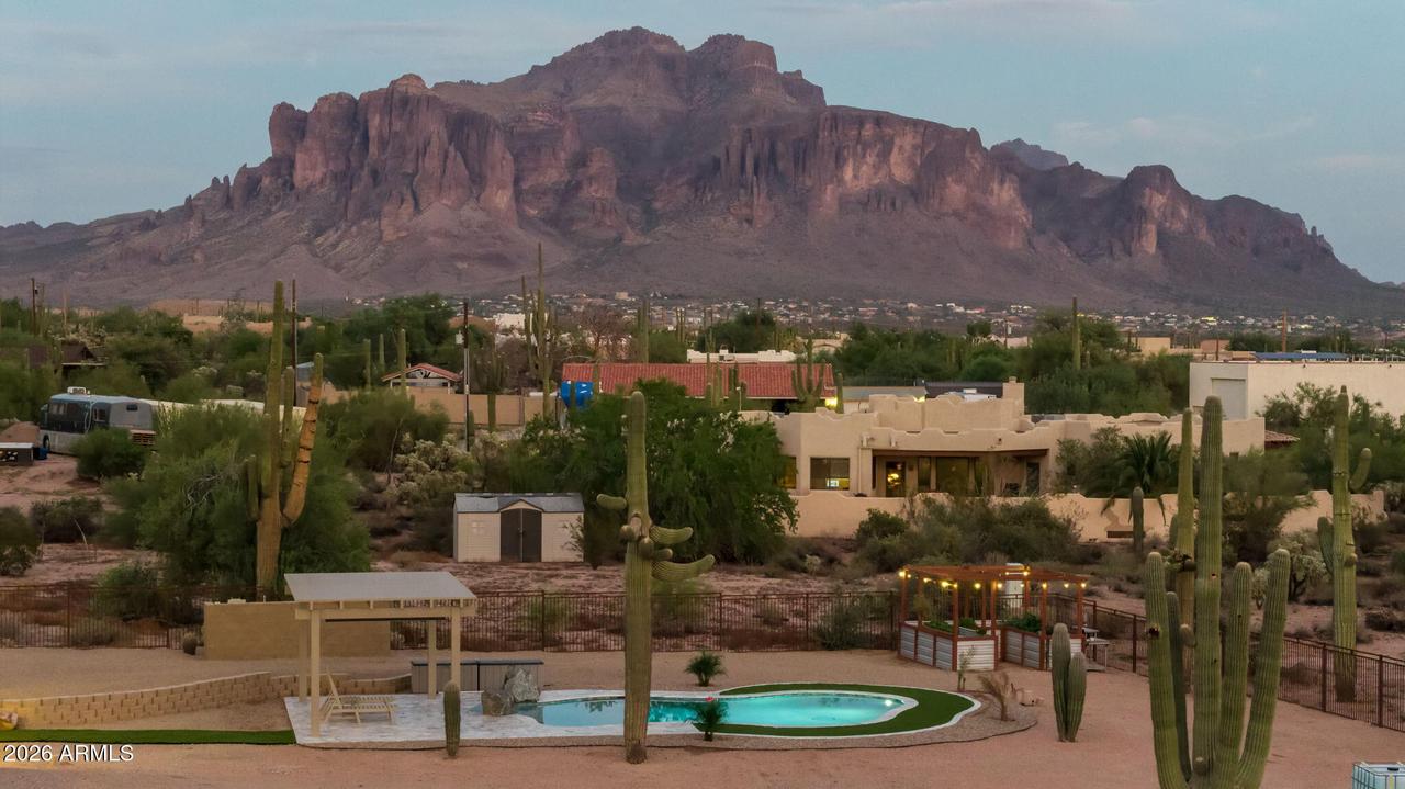 4921 N Wolverine Pass Rd., Apache Junction, AZ 85119