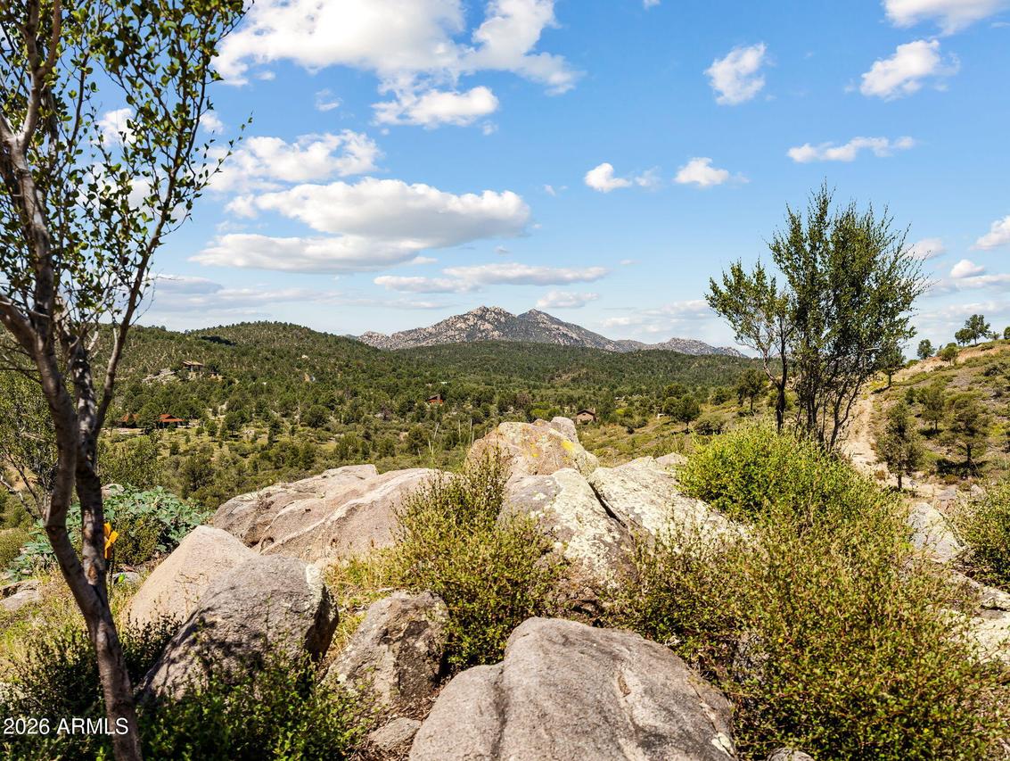 00000 W Buckhorn Dr. #C, Peeples Valley, AZ 86332
