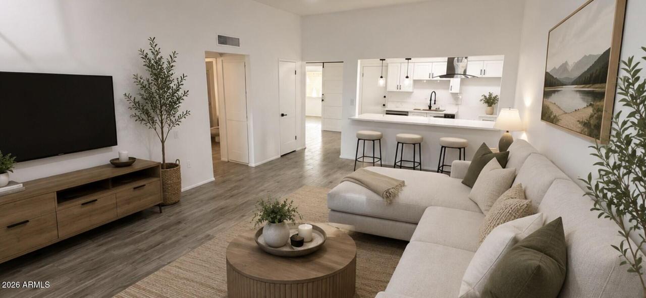 13026 N 100th Dr., Sun City, AZ 85351