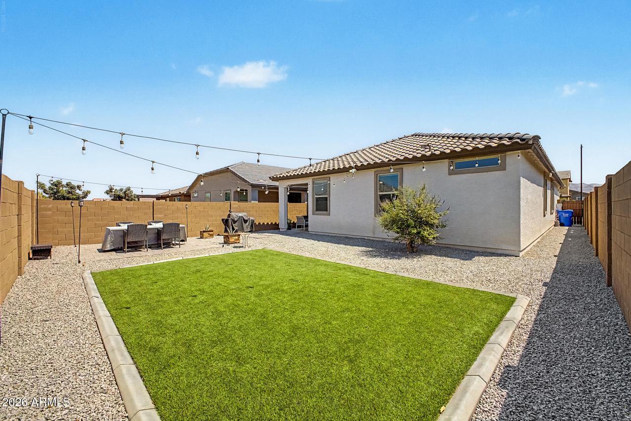 2516 W Hidalgo Ave., Phoenix, AZ 85041