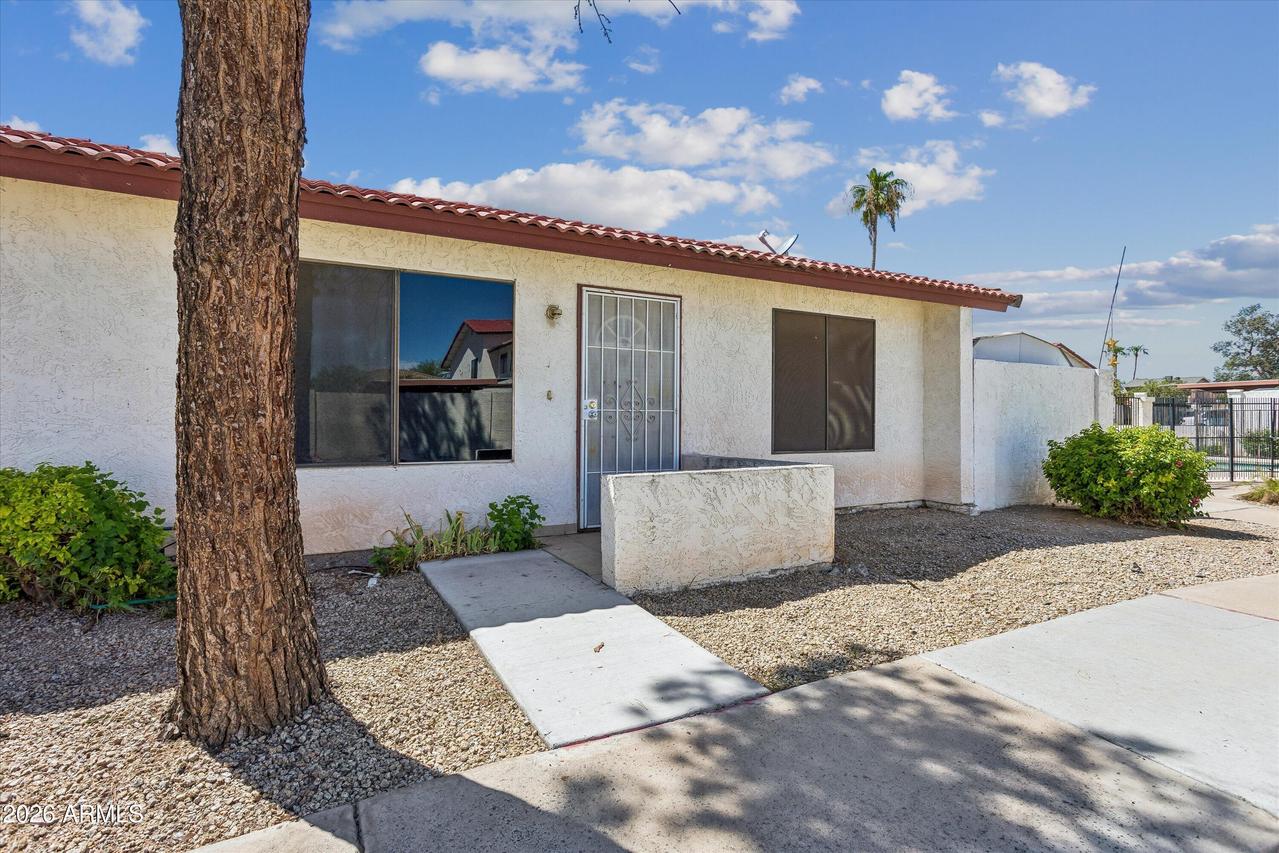 2842 E Beck Ln. #4, Phoenix, AZ 85032