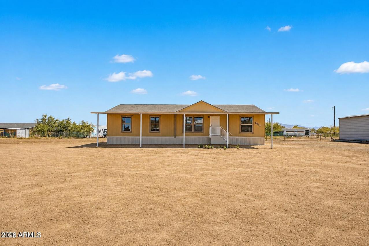 28805 N 213th Ave., Wittmann, AZ 85361