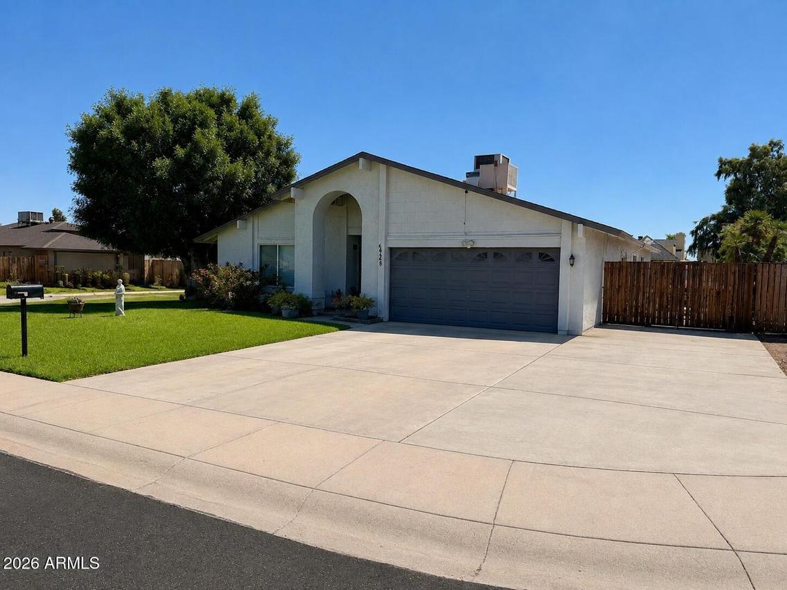 6429 S 17th St., Phoenix, AZ 85042