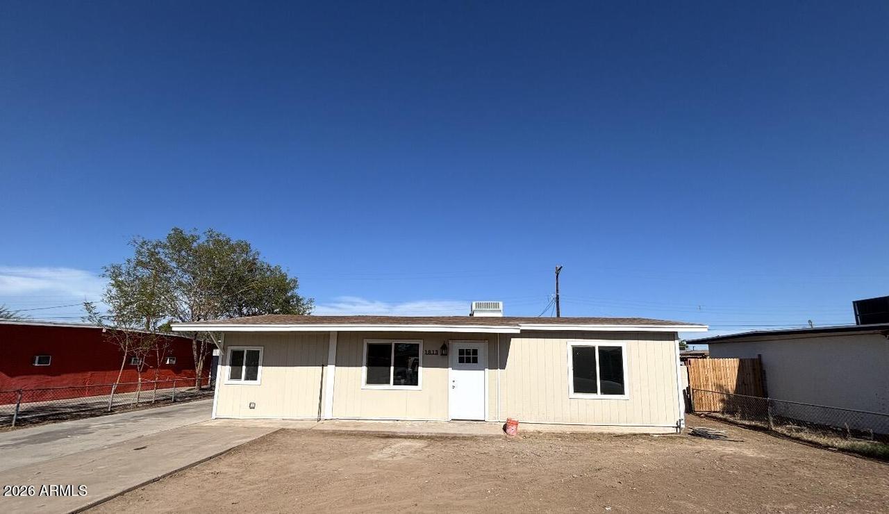 1813 N 38th Ln., Phoenix, AZ 85009