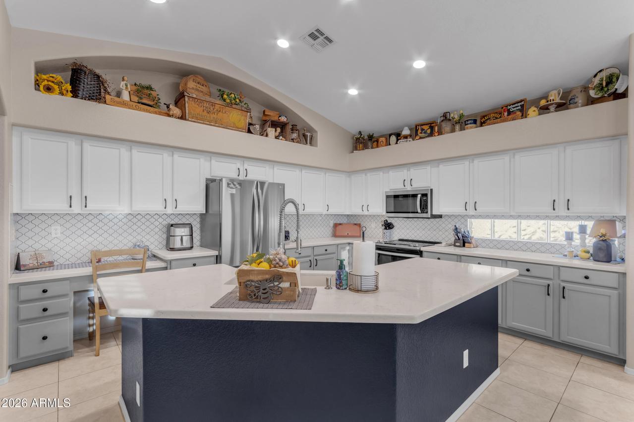 20650 N 41st Ave., Glendale, AZ 85308