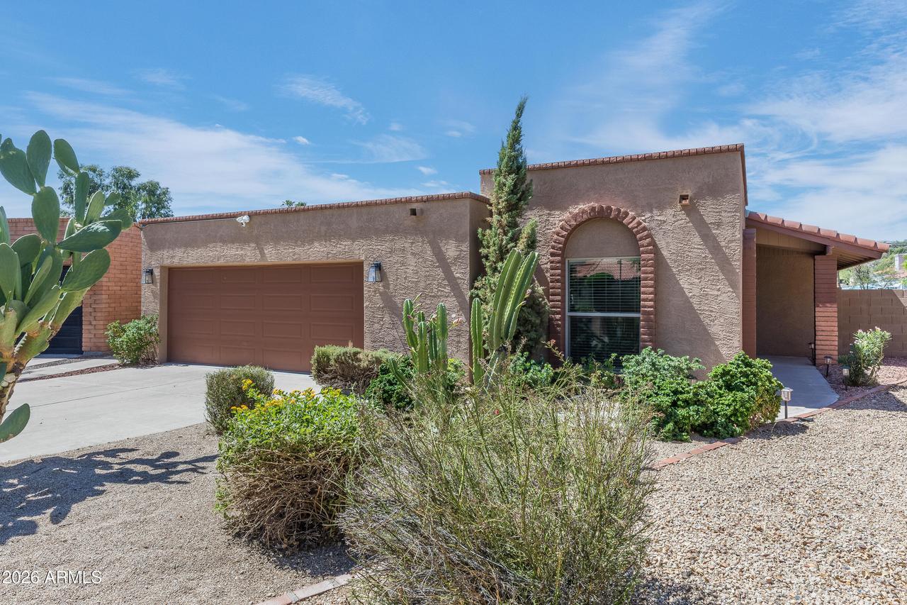 15008 N 6th Cir., Phoenix, AZ 85023