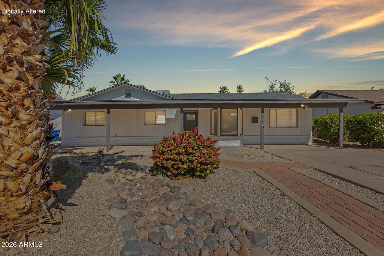 726 W 19th St., Tempe, AZ 85281