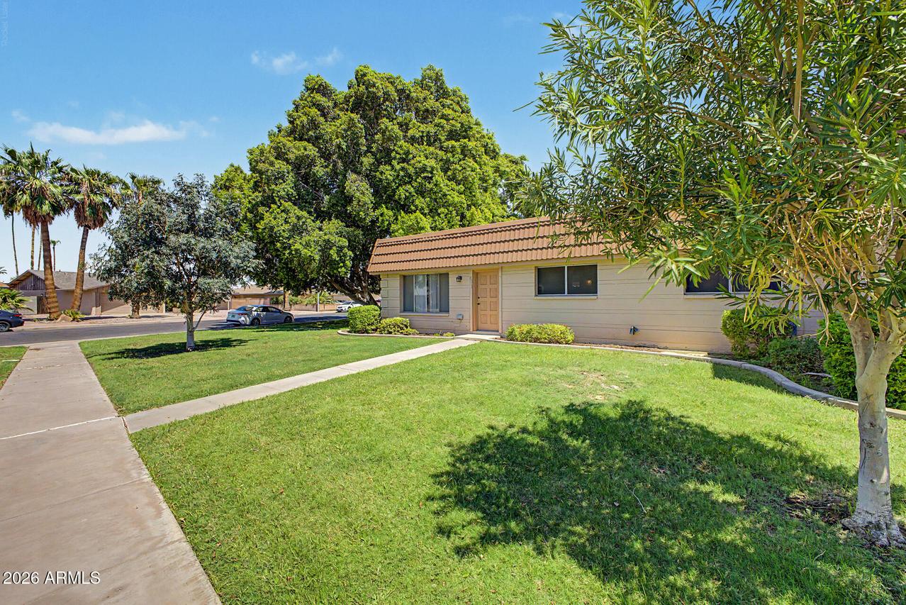 4806 S Birch St., Tempe, AZ 85282