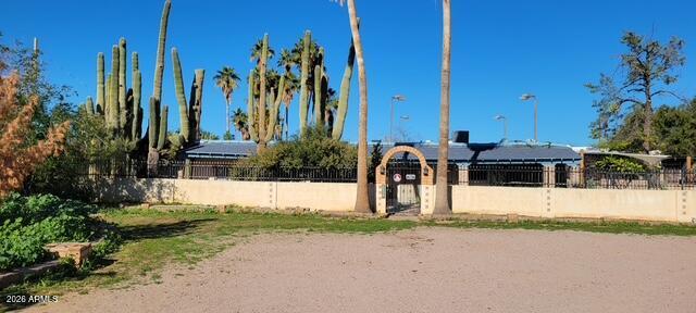 8712 E Main St., Mesa, AZ 85207