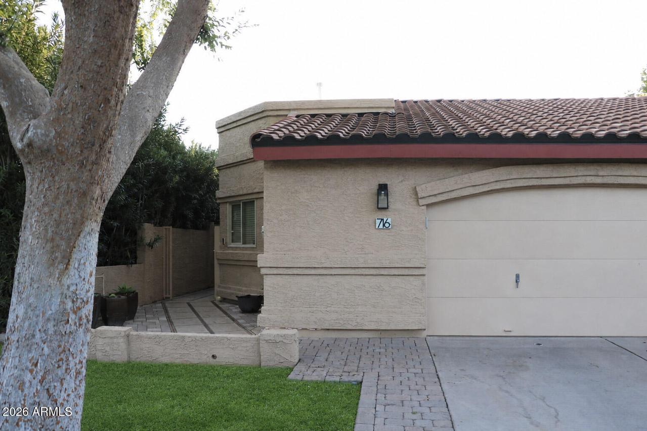 716 N Jentilly Ln., Chandler, AZ 85226