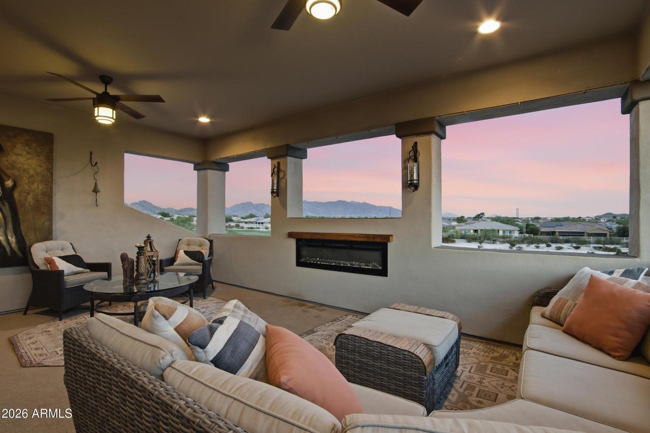 12069 S 183rd Dr., Goodyear, AZ 85338