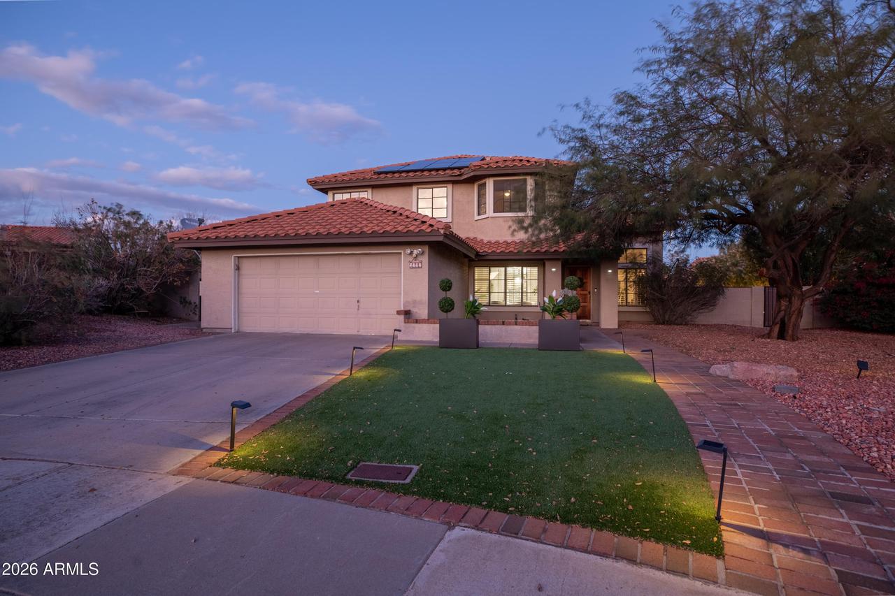 3912 E Shannon St., Phoenix, AZ 85044