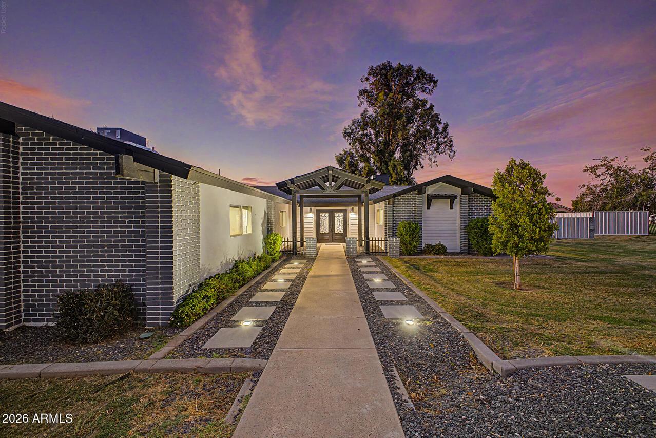 1040 W Encinas St., Gilbert, AZ 85233