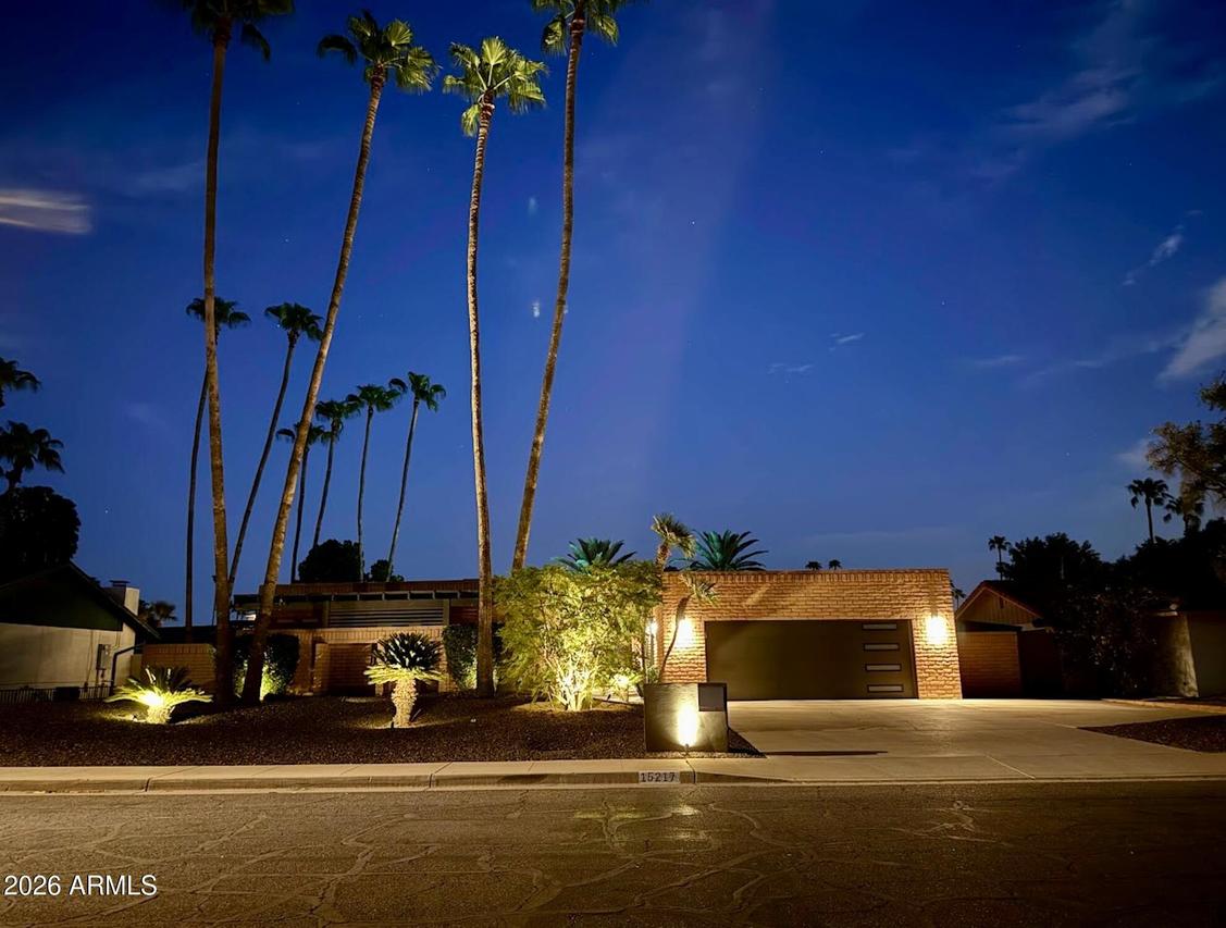 15217 N Hana Maui Dr., Phoenix, AZ 85022