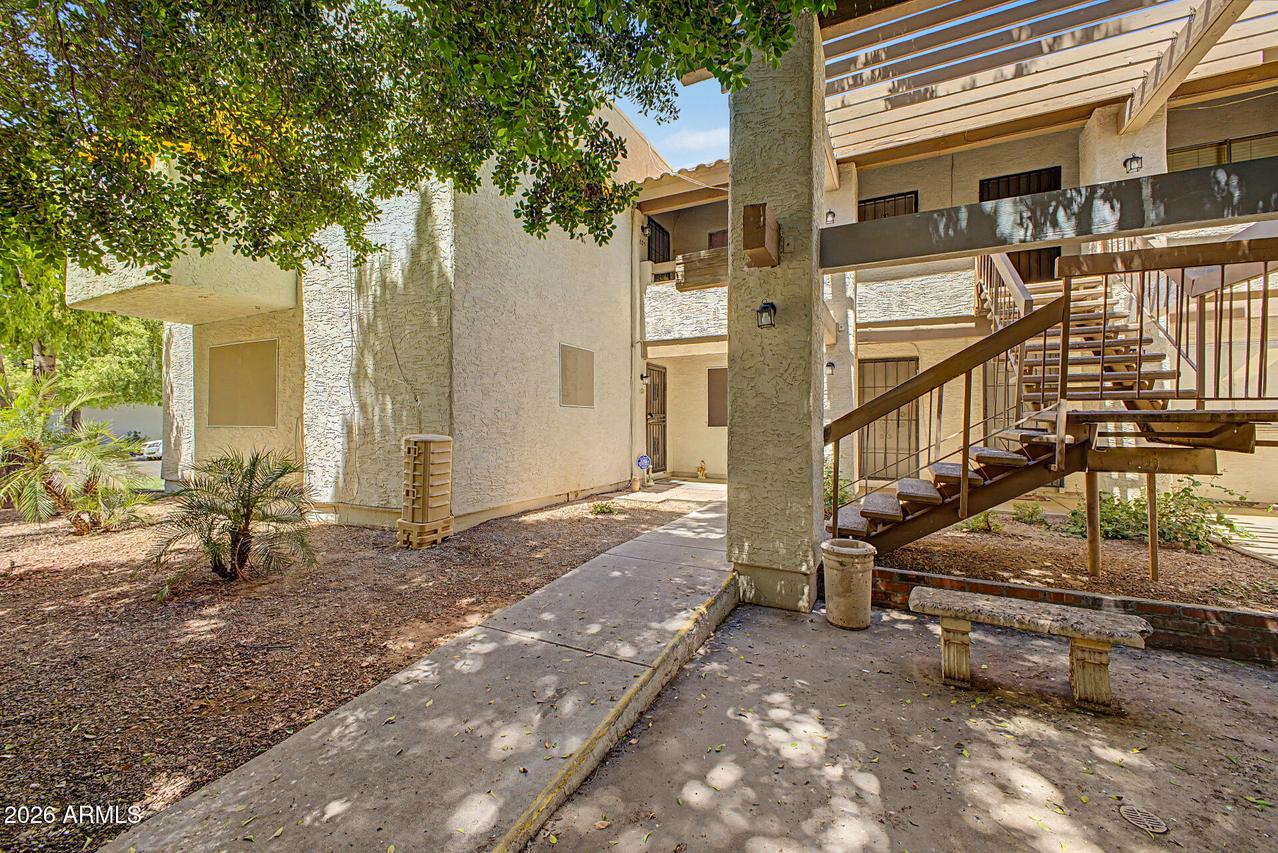8847 N 8th St. #101, Phoenix, AZ 85020