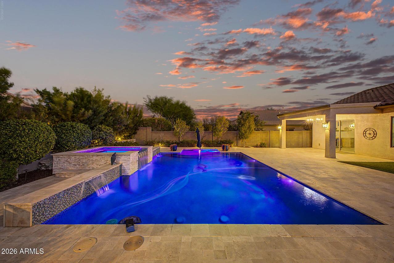 4916 W Old West Tr., New River, AZ 85087