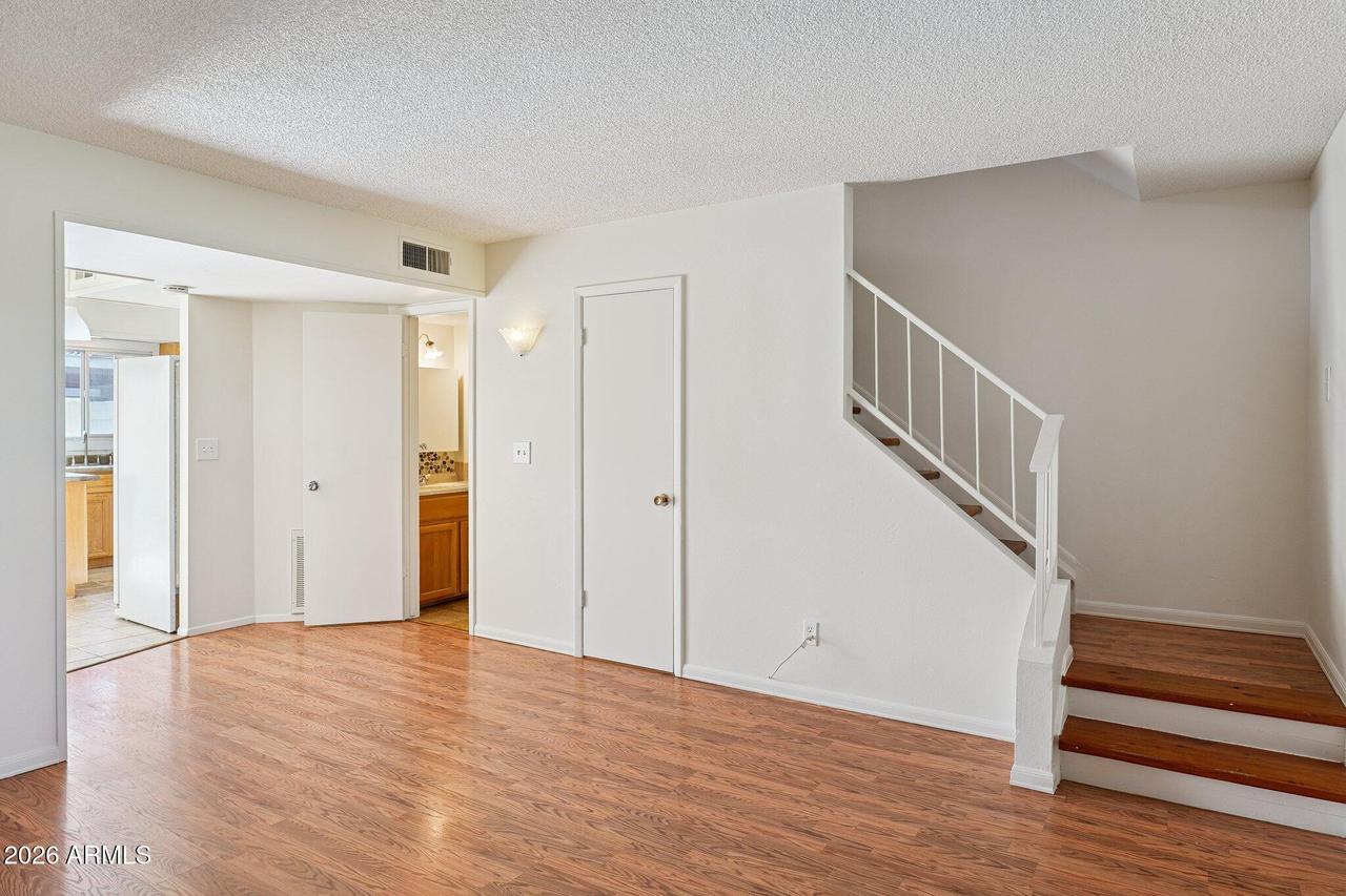 1333 N 44th St., Phoenix, AZ 85008