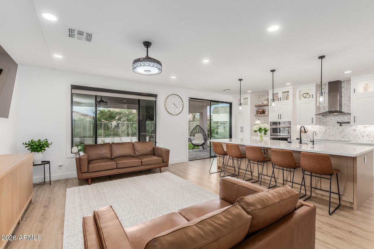 6404 W Black Hill Rd., Phoenix, AZ 85083