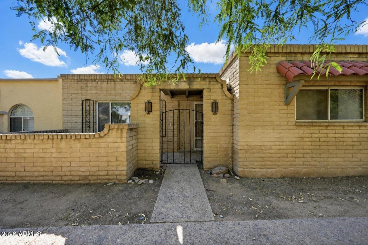520 N Hobson Plz., Mesa, AZ 85203