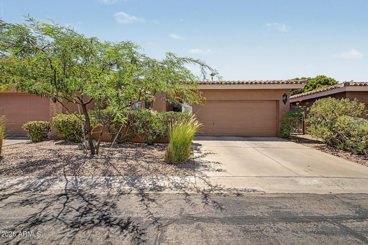 10626 N 8th St., Phoenix, AZ 85020