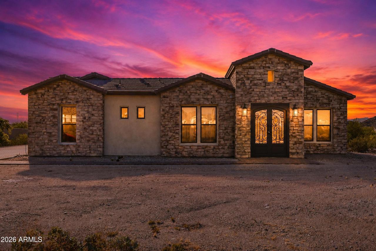 9072 S Krista Dr., Goodyear, AZ 85338