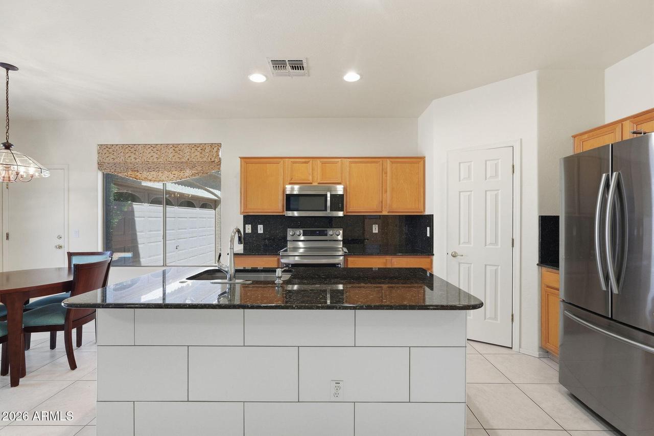 7304 E Northridge Cir., Mesa, AZ 85207