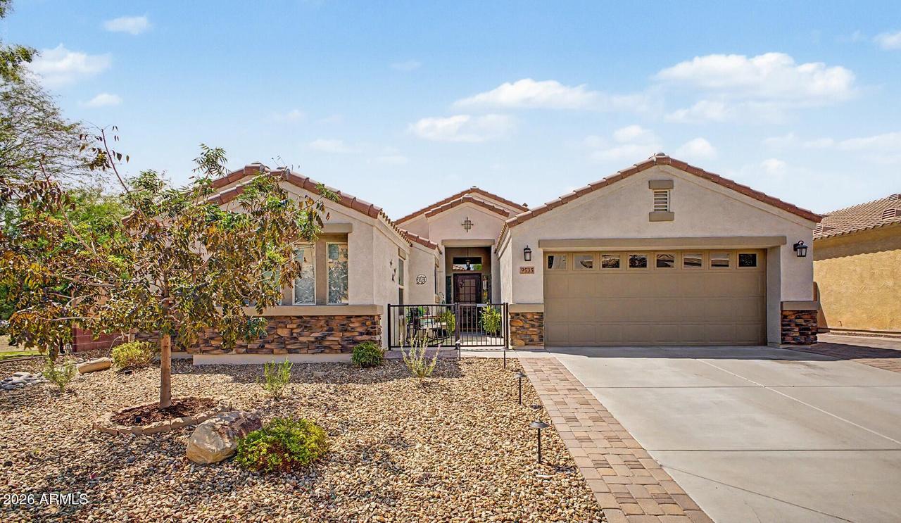 9535 W Harmony Ln., Peoria, AZ 85382