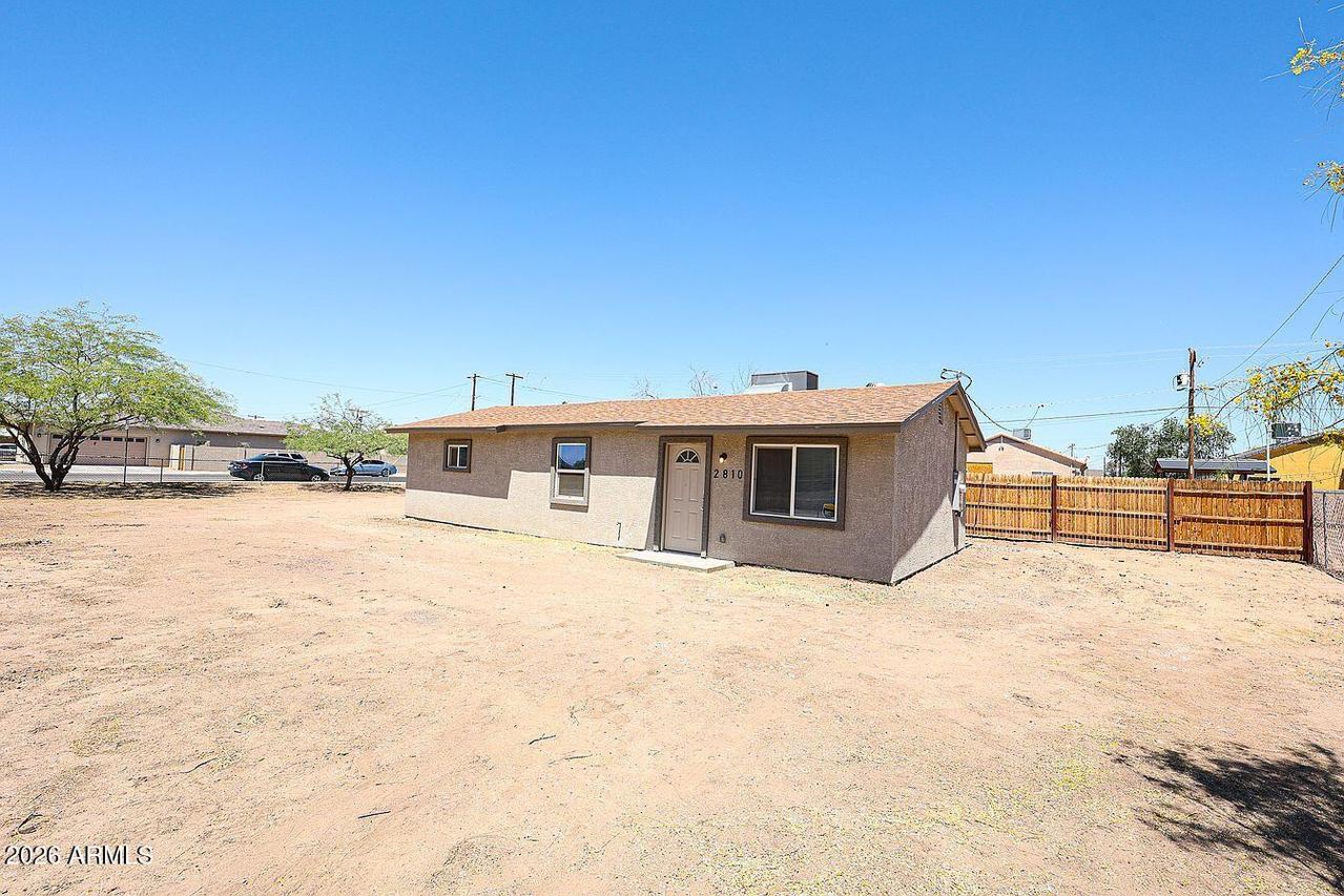 2810 E Roeser Rd., Phoenix, AZ 85040