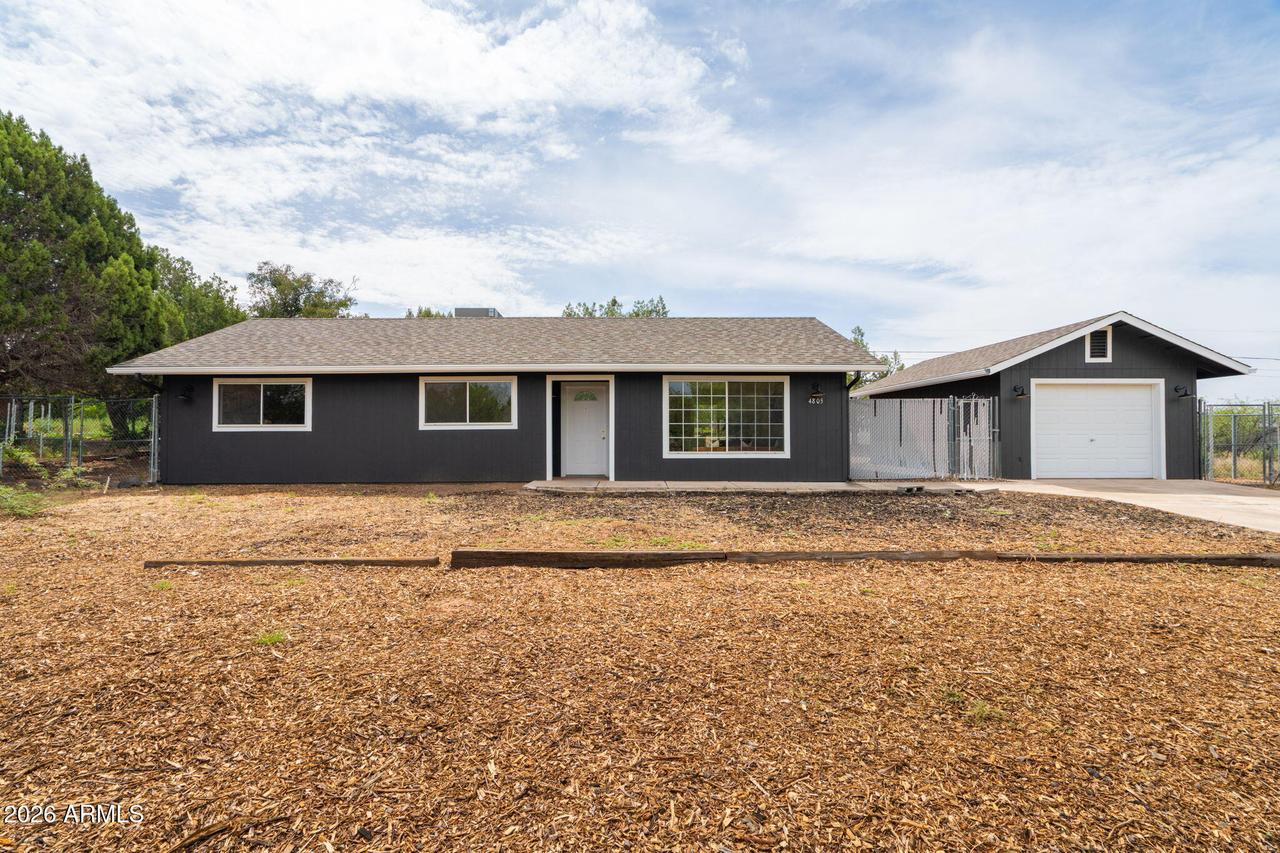 4805 E Cochise Dr., Rimrock, AZ 86335