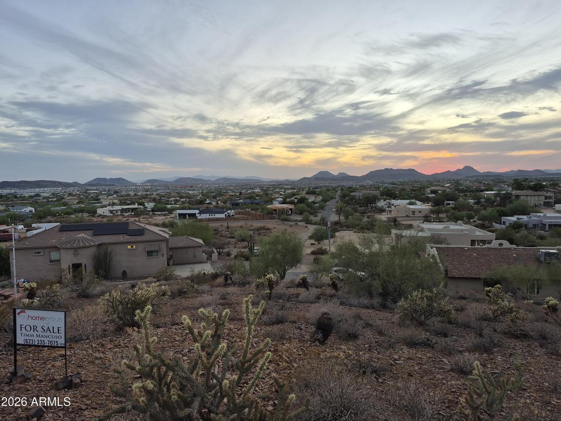 500 W Briles Rd. #-, Phoenix, AZ 85085