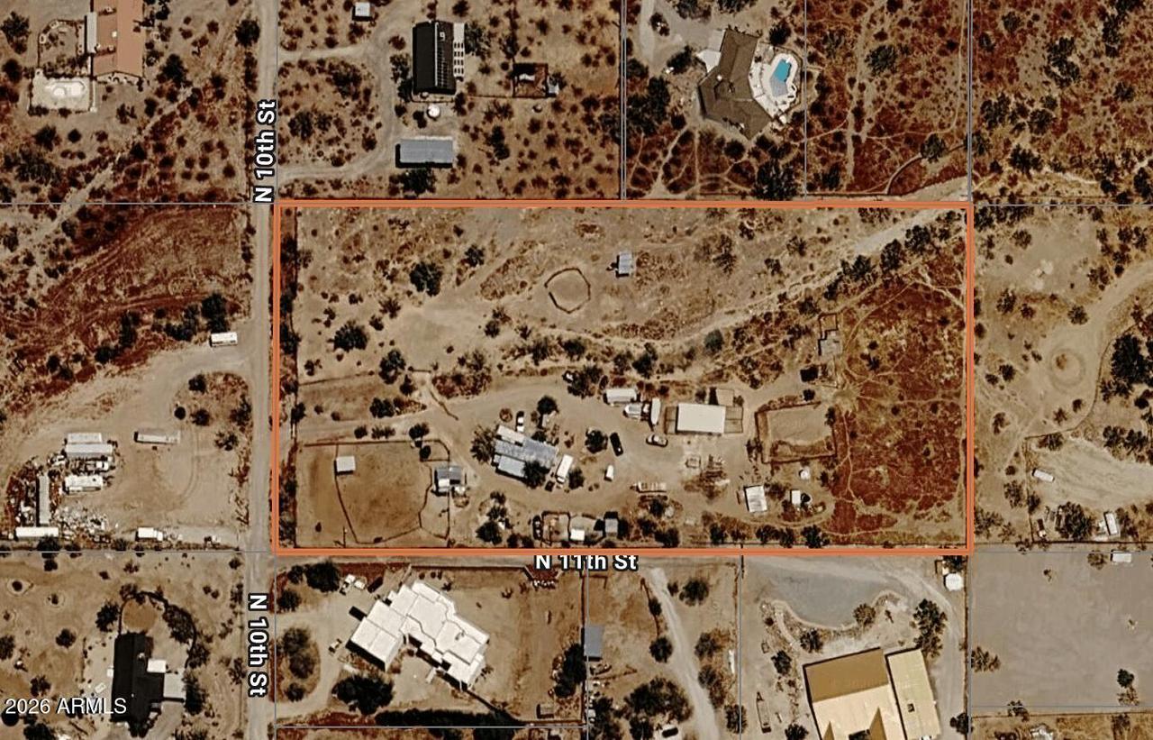 45215 N 10th St. #'-', New River, AZ 85087