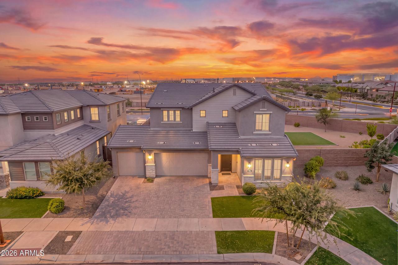 9722 E Rainbow Ave., Mesa, AZ 85212