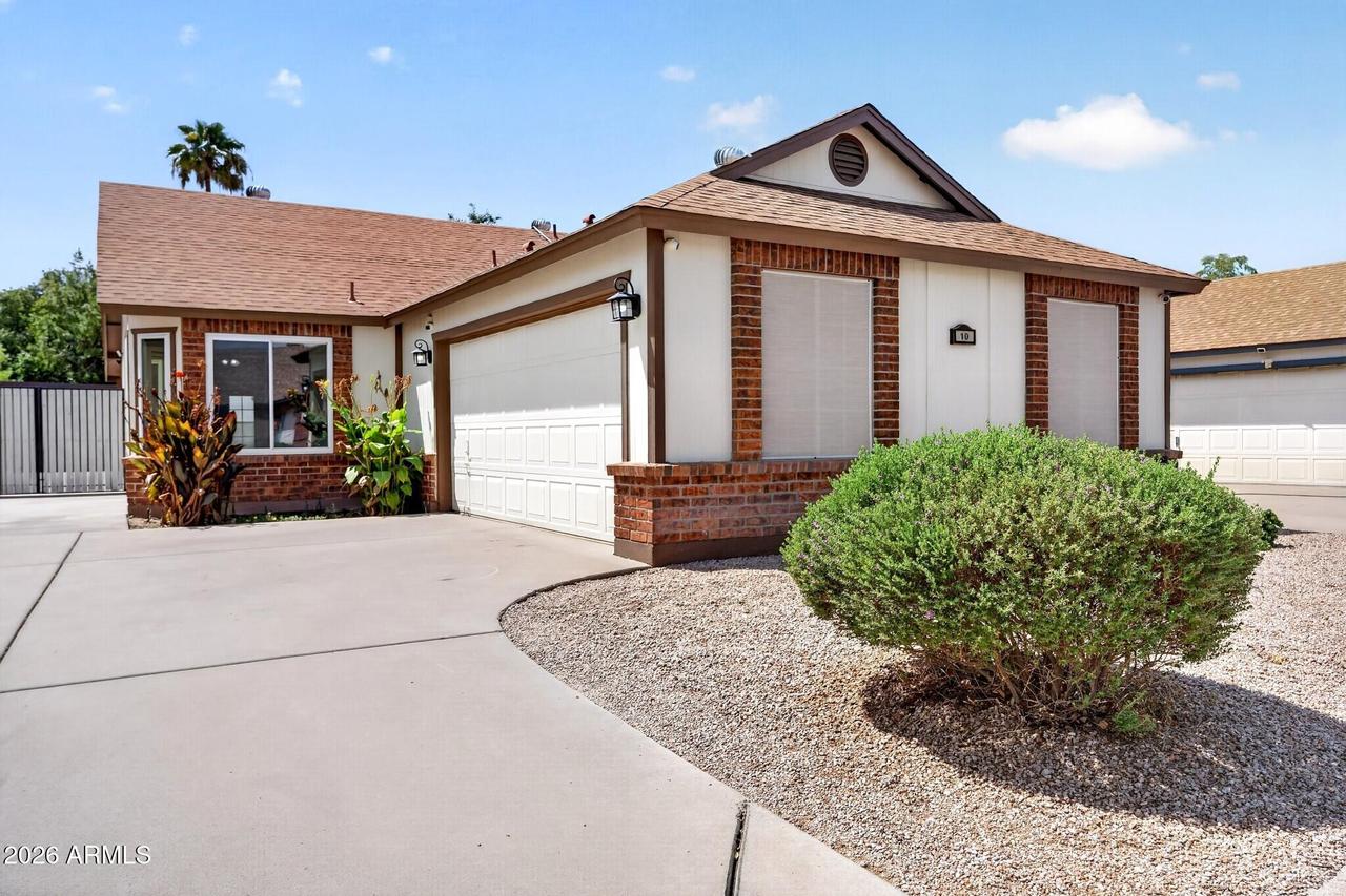 1111 N 64th St. #10, Mesa, AZ 85205
