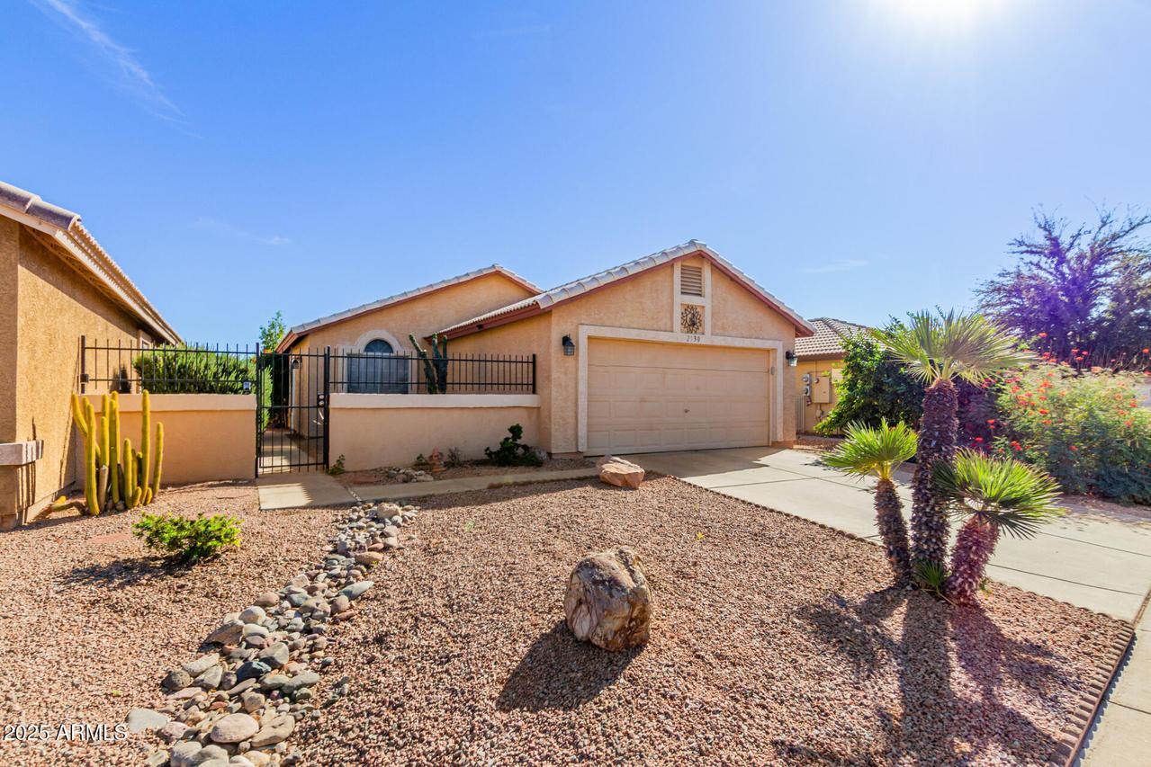 2130 N Sweetwater Dr., Casa Grande, AZ 85122