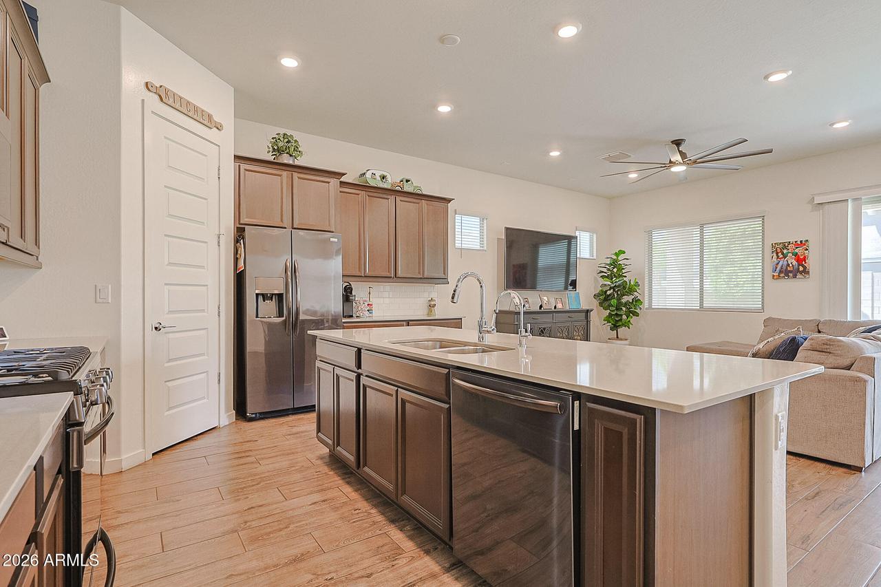23942 N 166th Ln., Surprise, AZ 85387