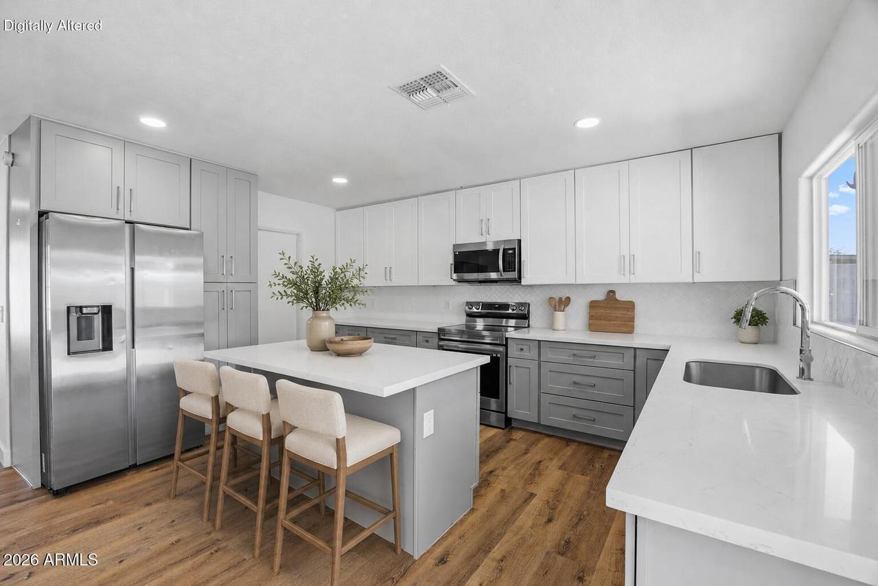 2704 N Yucca St., Chandler, AZ 85224