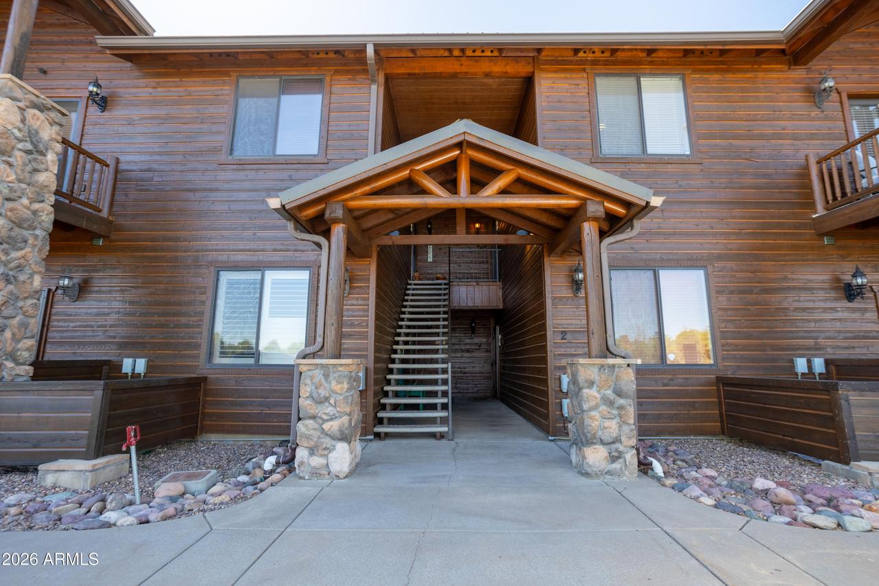 2310 N Cottage Tr. #B8, Show Low, AZ 85901
