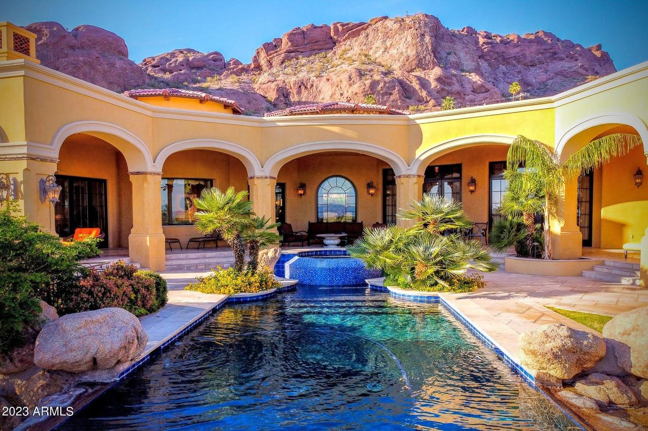 4836 E White Gates Dr., Phoenix, AZ 85018