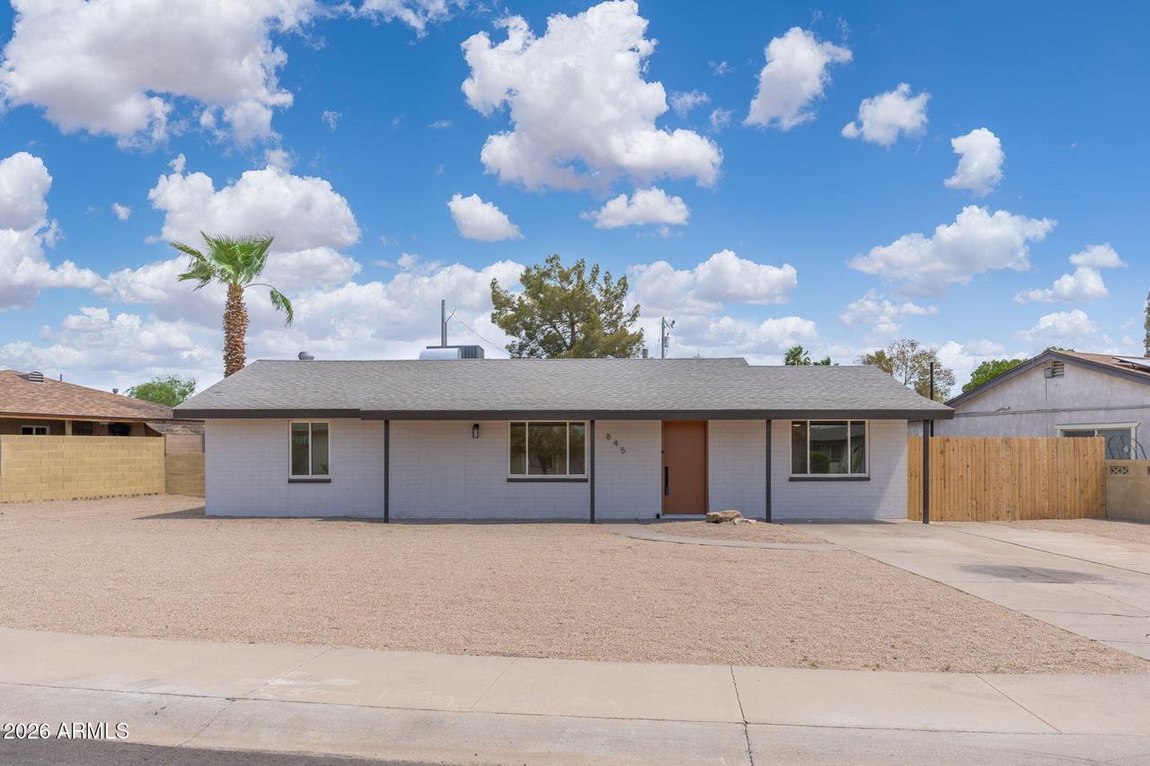 845 N Las Palmas Dr., Goodyear, AZ 85338