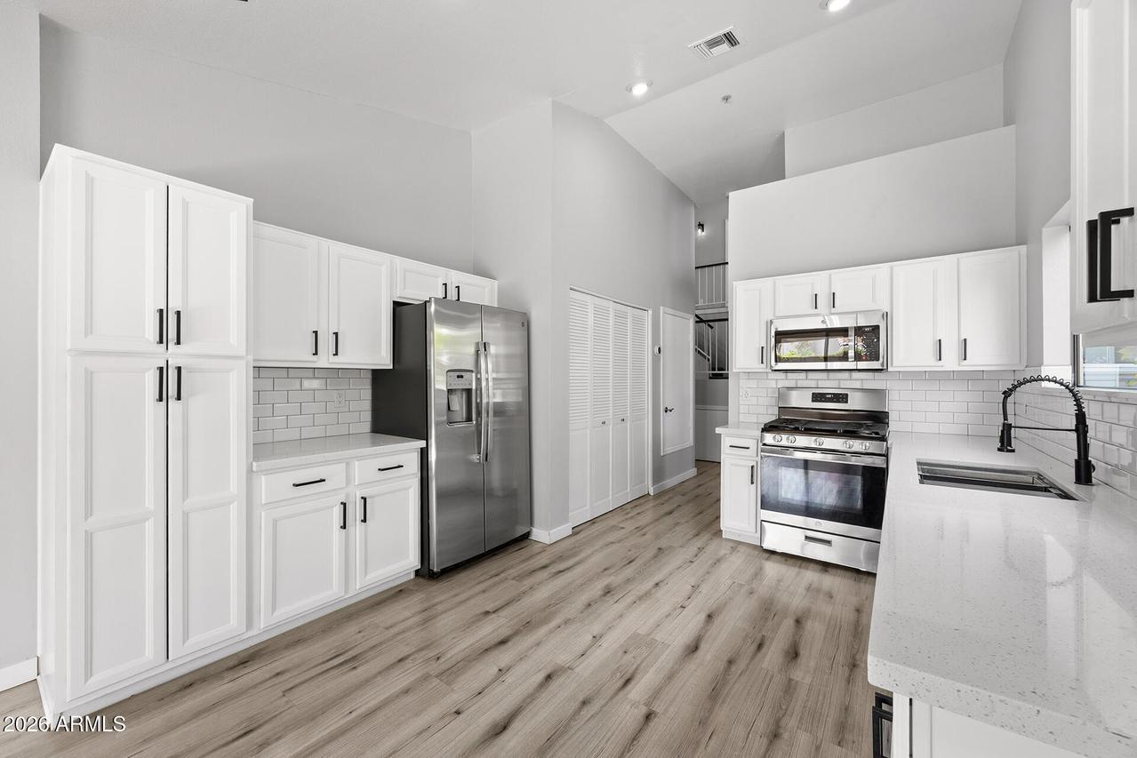 10359 E Davenport Dr., Scottsdale, AZ 85260