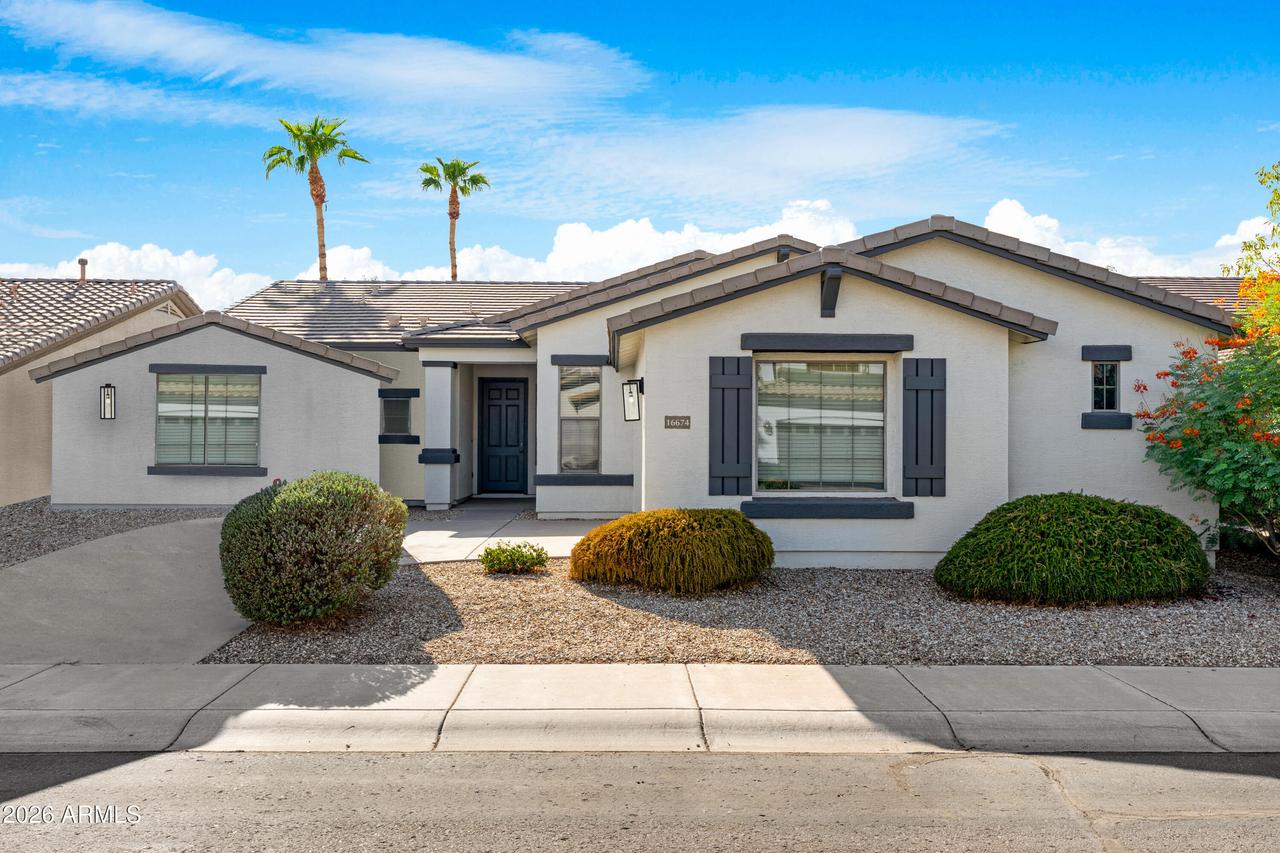 16674 N 174th Ln., Surprise, AZ 85388