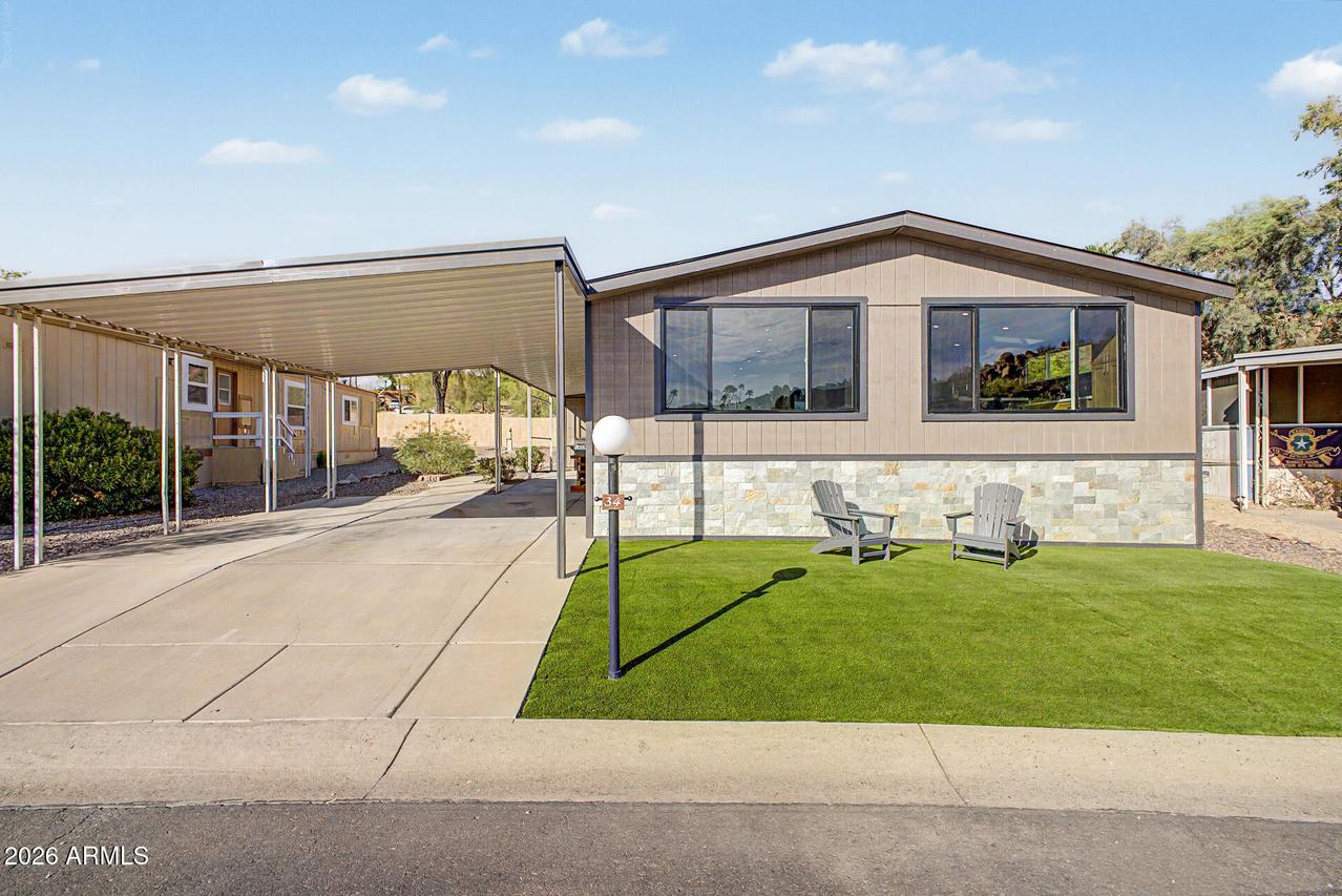 2233 E Behrend Dr. #34, Phoenix, AZ 85024