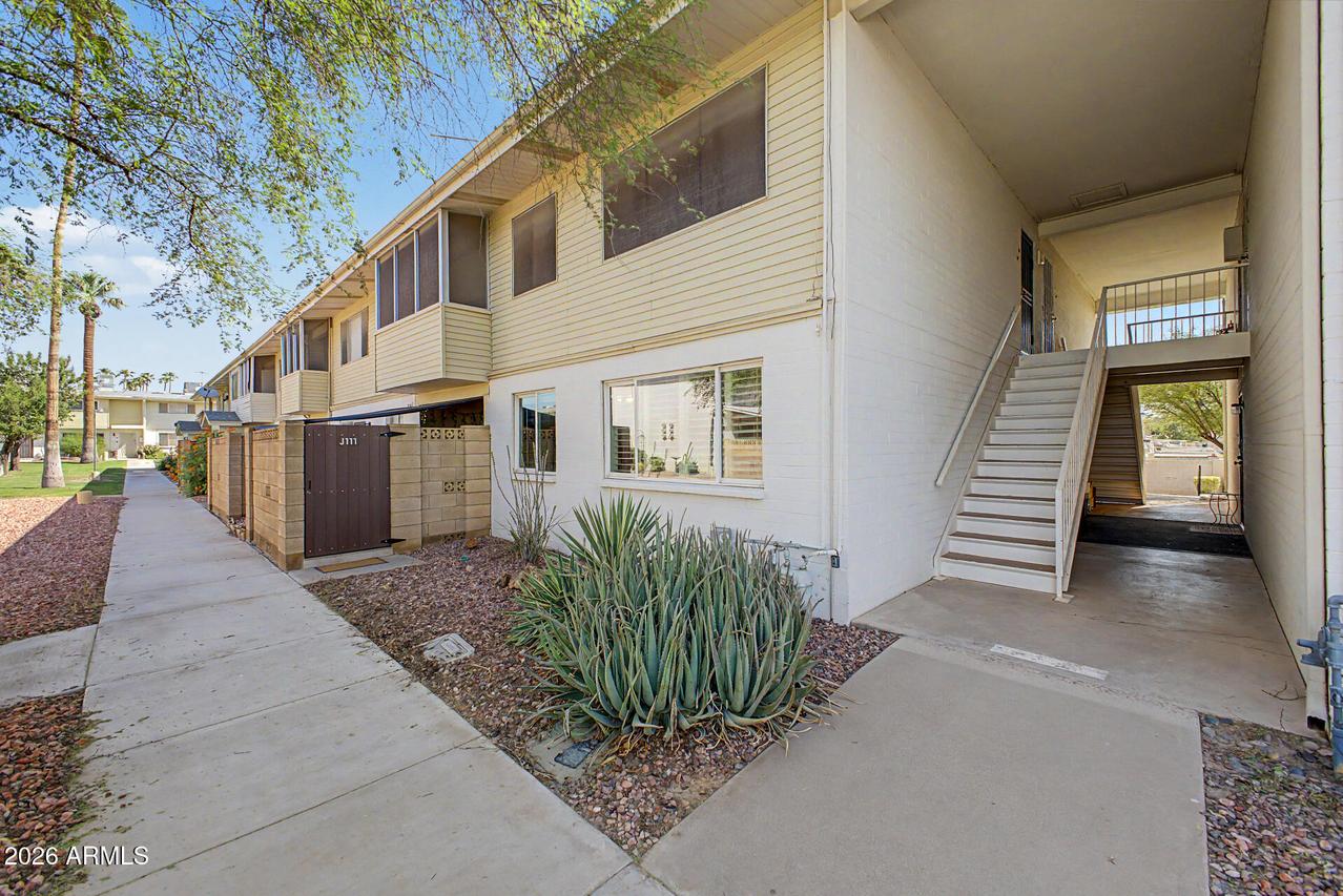 8211 E Garfield St. #J111, Scottsdale, AZ 85257
