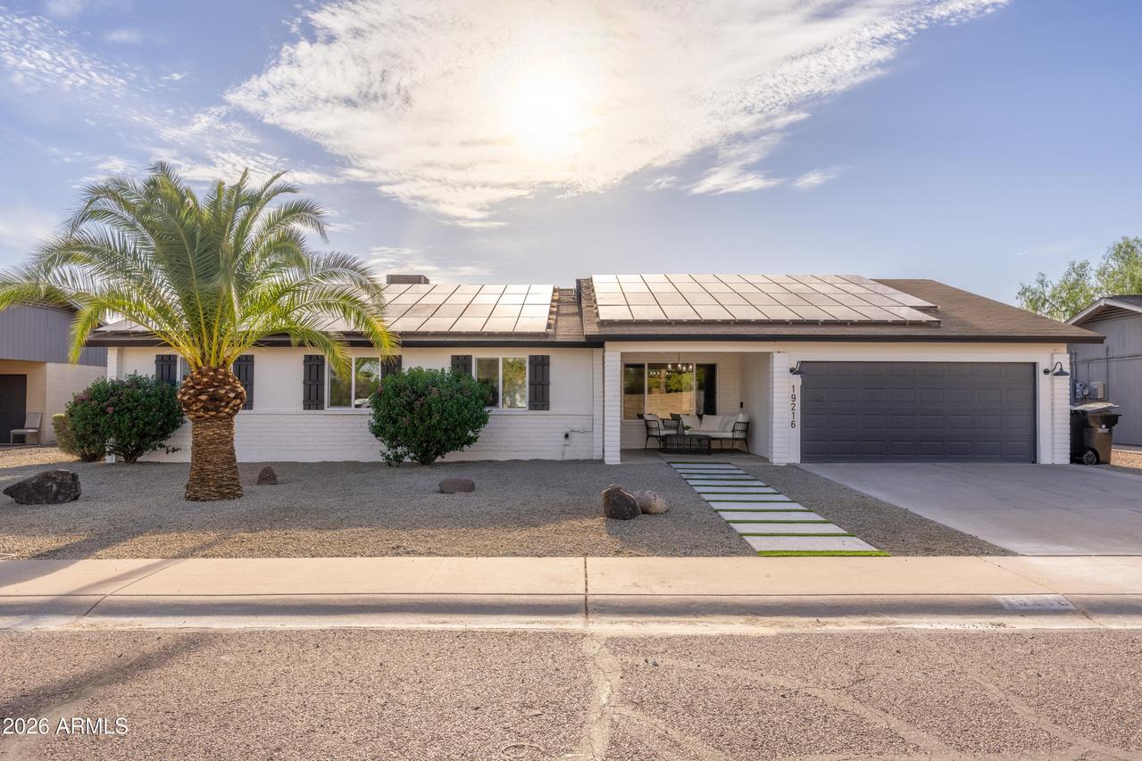 19216 N 22nd Ln., Phoenix, AZ 85027