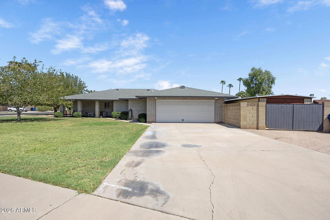 1709 N Gentry Cir., Mesa, AZ 85213