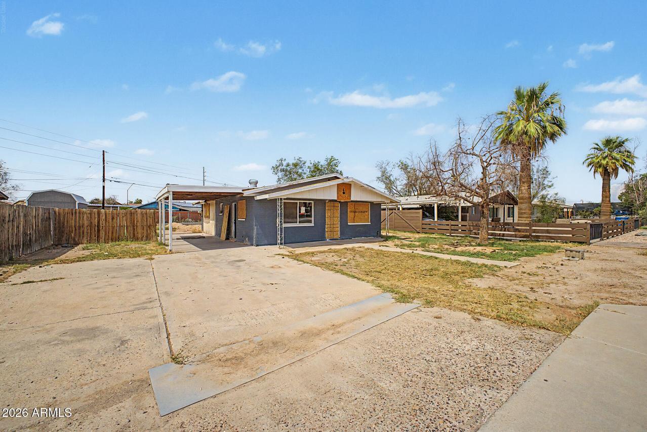 212 6th Ave., Buckeye, AZ 85326