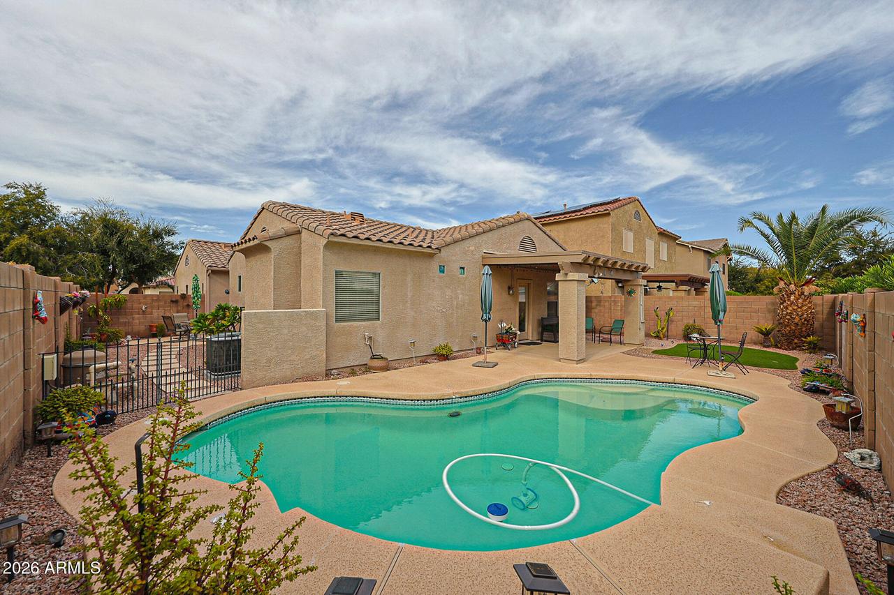 15933 W Mauna Loa Ln., Surprise, AZ 85379