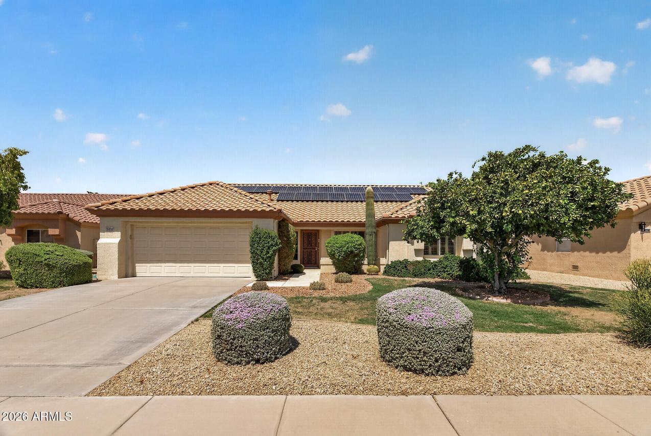 14232 W Circle Ridge Dr., Sun City West, AZ 85375