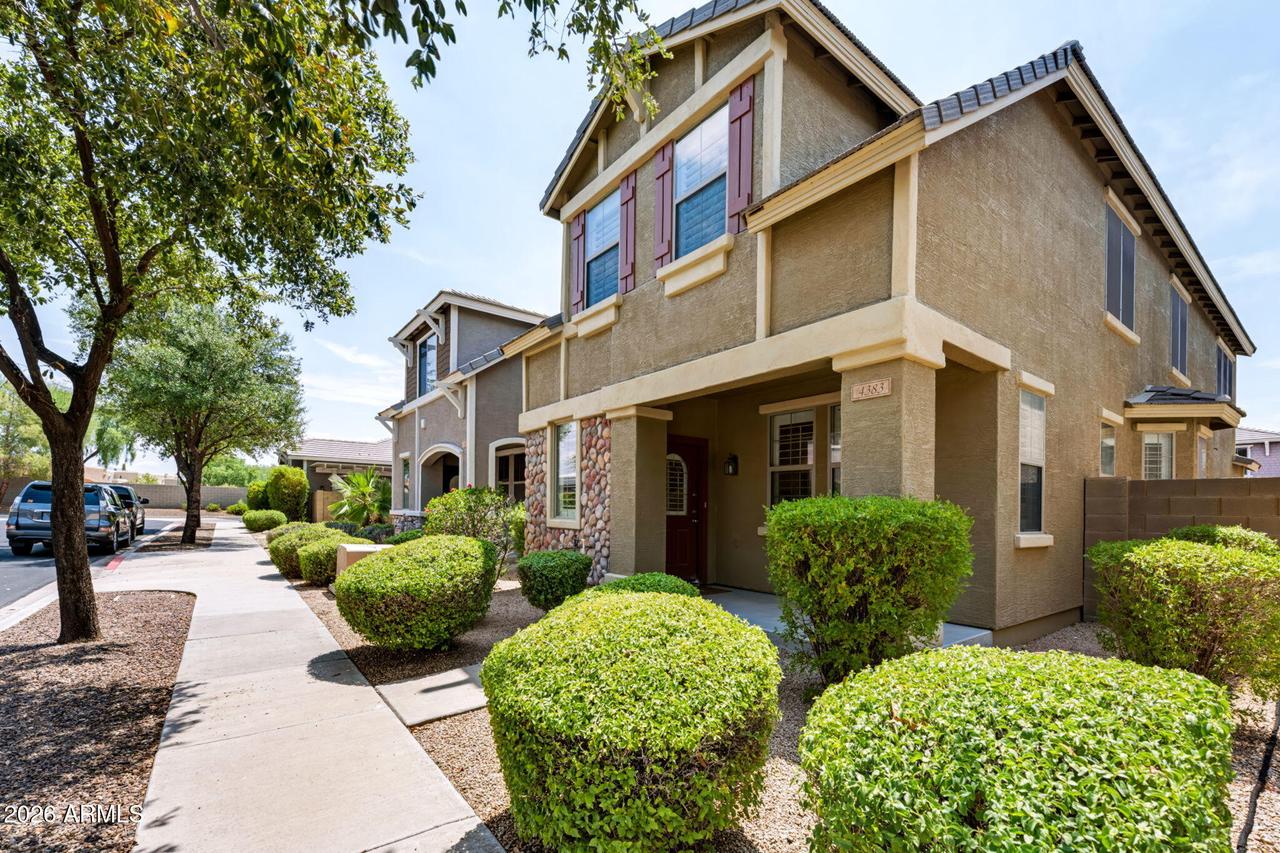 4383 E Morrow Dr., Phoenix, AZ 85050