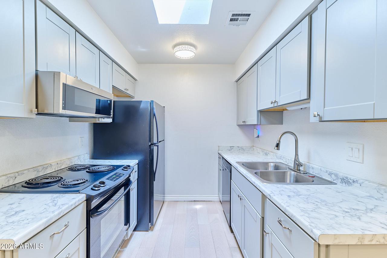9027 W Elm St. #7, Phoenix, AZ 85037